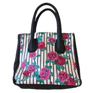 BETSEY JOHNSON Luv Betsey Floral Crossbody Satchel Purse